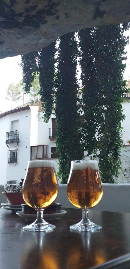 Appartement La Casa Del Rio à Setenil De Las Bodegas Extérieur photo