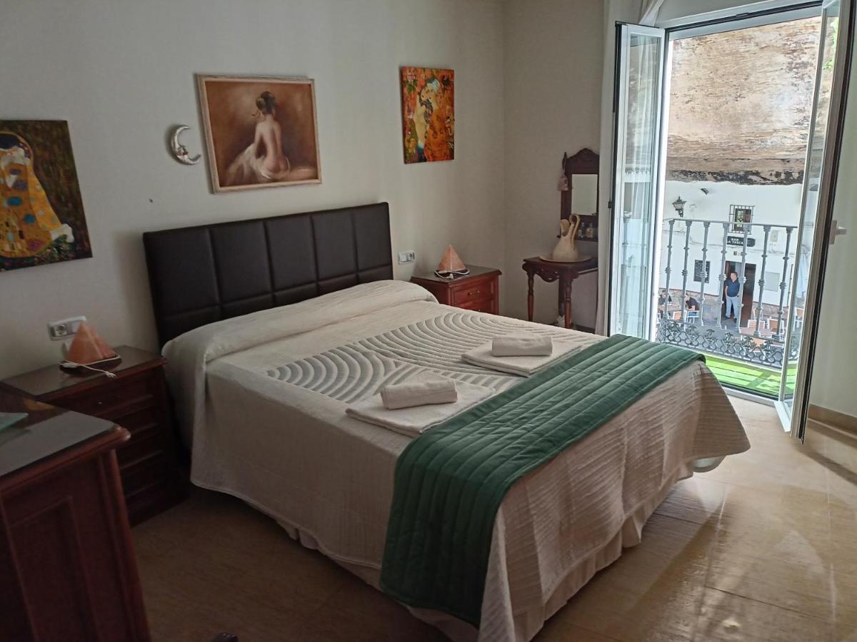 Appartement La Casa Del Rio à Setenil De Las Bodegas Extérieur photo