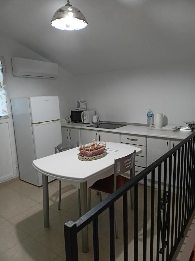 Appartement La Casa Del Rio à Setenil De Las Bodegas Extérieur photo