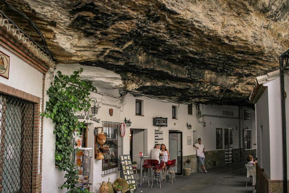 Appartement La Casa Del Rio à Setenil De Las Bodegas Extérieur photo